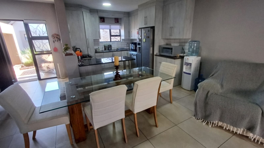 2 Bedroom Property for Sale in Leloko Lifestyle Estate North West